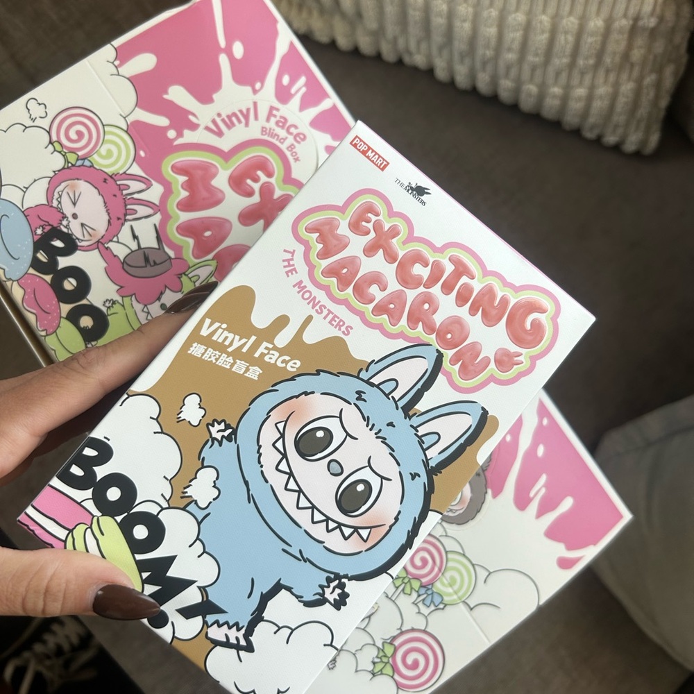 Exciting Macaron Vinyl Face Doll - ***sea salt coconut
Berry 
And green left